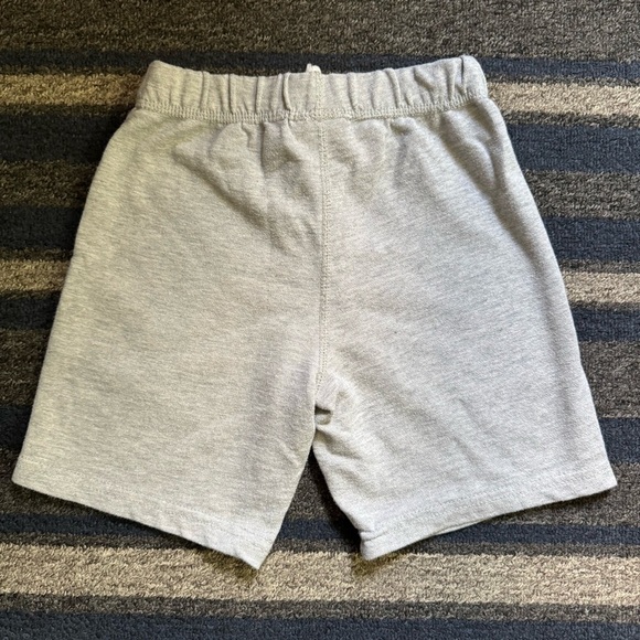 The Children's Place Toddler Boy Heather Gray Knit Pull on Shorts Size 5T - Picture 3 of 3